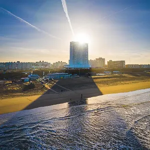 https://palace-hotel.zandvoort-hotels.com